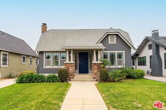 Building Photo - 3740 W 59th Pl