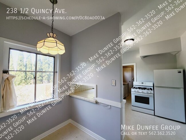 Building Photo - 2 Bedroom 2 Bath with office in Belmont He...