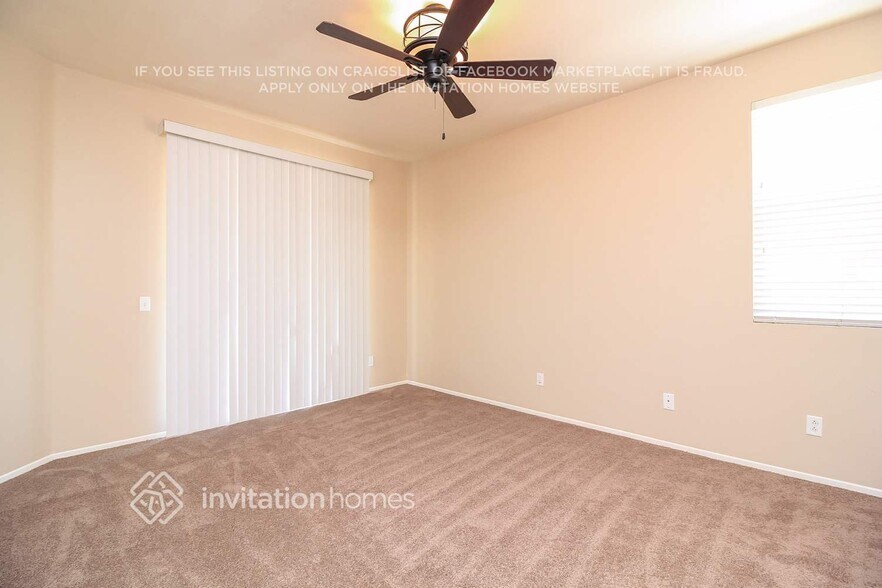 Building Photo - 575 Miracle Dr