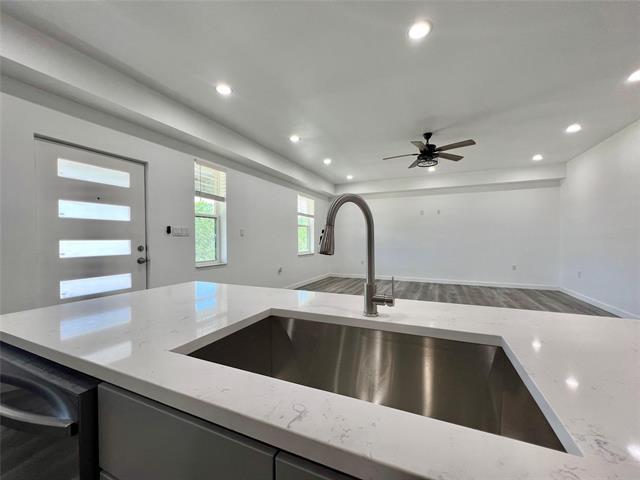Building Photo - 325 Co Rd 560