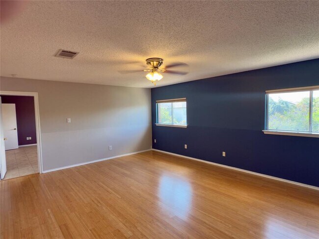 Building Photo - 3640 Bass Loop
