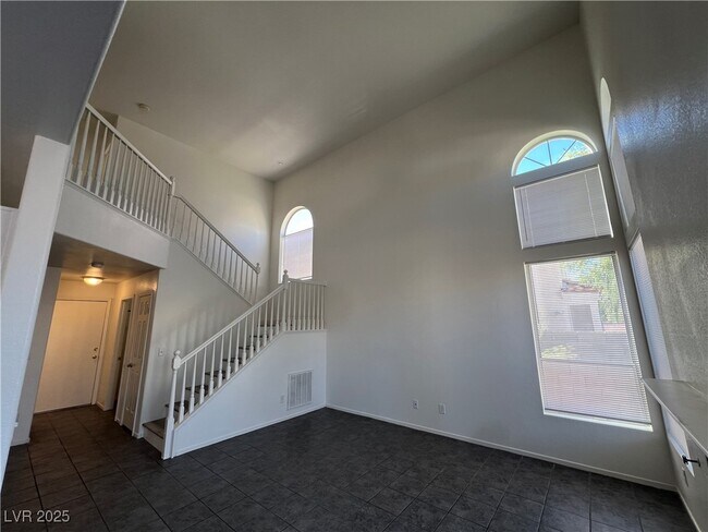 Building Photo - 8104 Hercules Dr