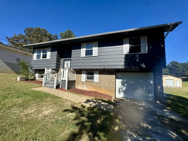 Primary Photo - 6311 Rosemary Dr