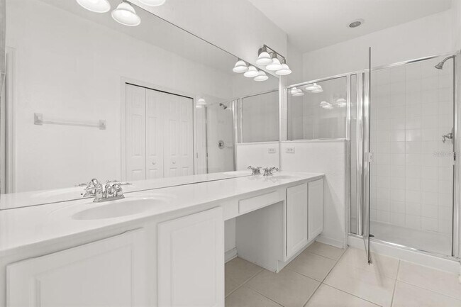 Building Photo - 409 Hilgard Cove