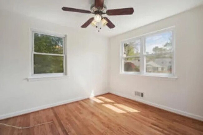 Building Photo - 8413 Spencer Ct