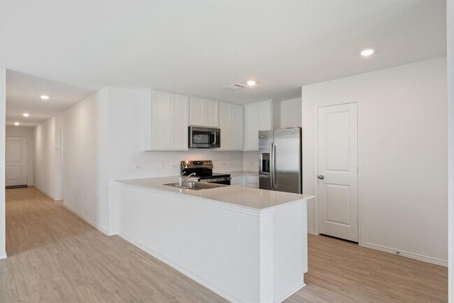 Building Photo - 412 Heritage Grvs Rd