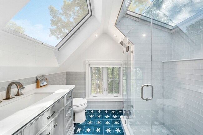 Building Photo - 20 Albion Pl