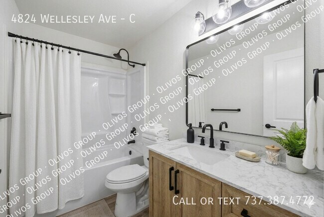 Building Photo - 4824 Wellesley Ave