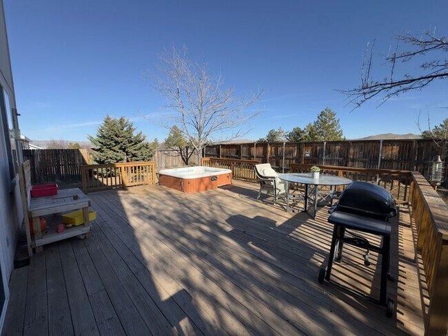 Building Photo - Coming Soon – Beautifully Upgraded North Valleys Rental!