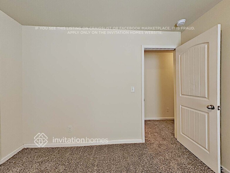 Building Photo - 906 Grenier Terrace NE