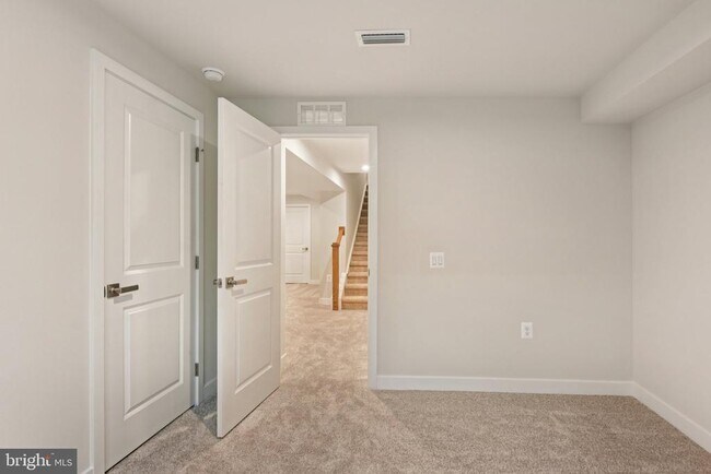 Building Photo - 9005 Owensby Dr