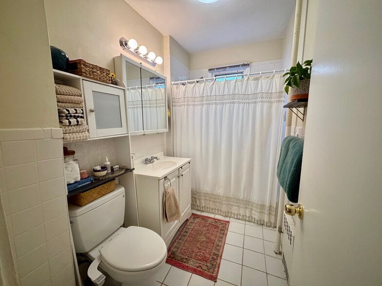 Building Photo - 100 Conwell Ave