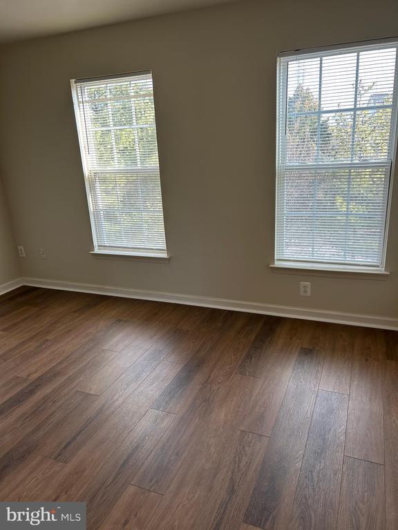 Building Photo - 21076 Bitterroot Terrace