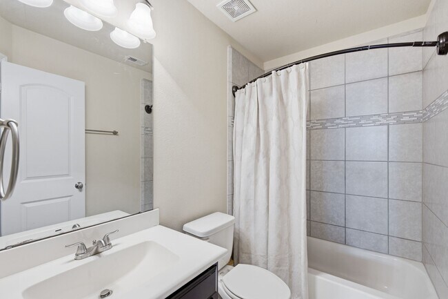 Building Photo - 24534 Jenns Creek Ct