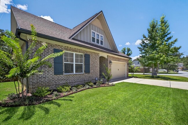 Building Photo - 90 Laurel Oaks Dr