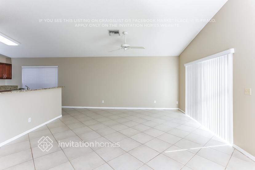 Building Photo - 7418 Michigan Isle Rd