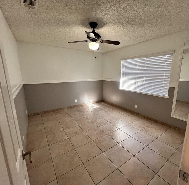 Building Photo - 7505 Pinedale Ave