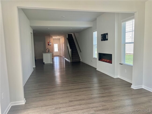 Building Photo - 631 Brookwood Glen Terrace