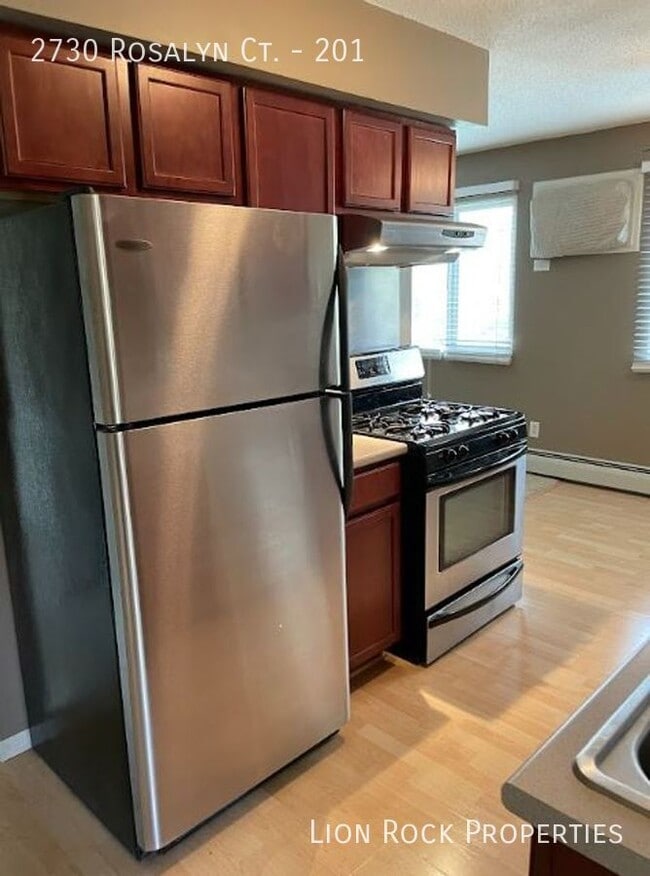 Building Photo - Cozy Two-Bedroom Condo in New Hope for $13...