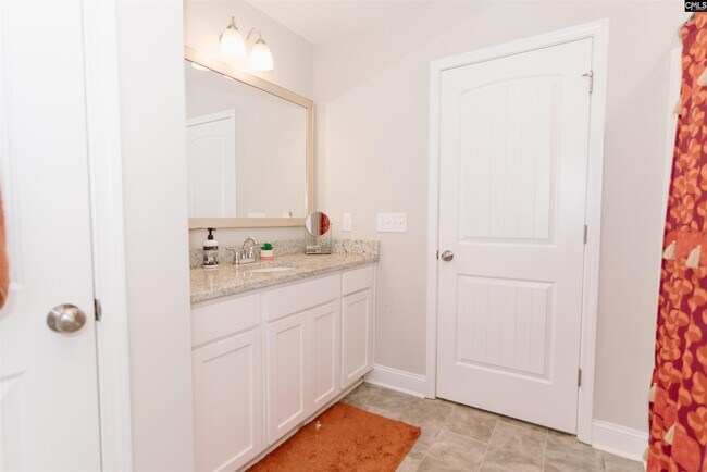 Building Photo - 106 Ellie Ln