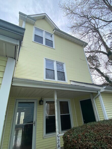 Porch - 524 Pine Tops Ct