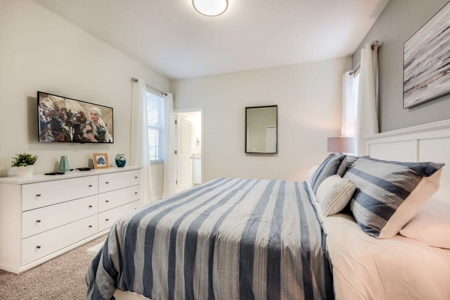 Building Photo - 4801 Kings Castle Cir