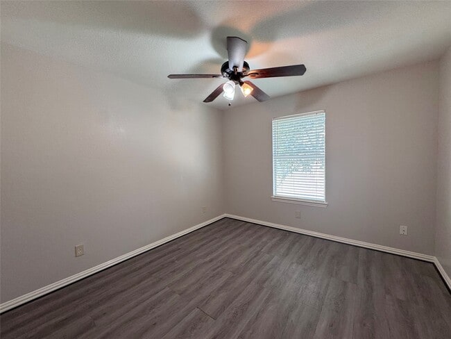 Building Photo - 12424 Sunlit Wood Way