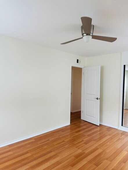 Building Photo - 2967 Naugatuck Ave