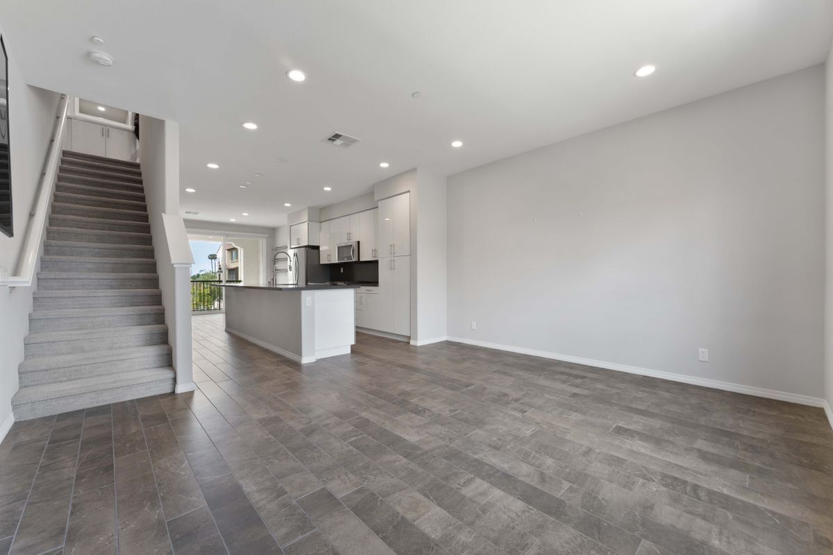 Building Photo - 2434s Tapestry Wy