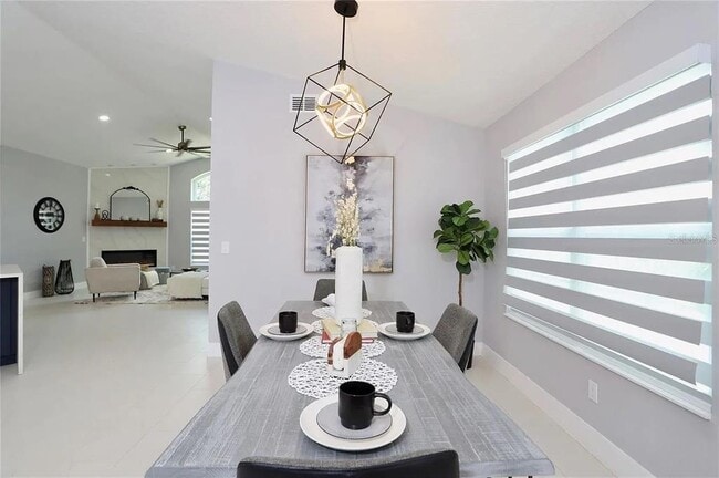 Building Photo - 2913 Eagle Lake Dr