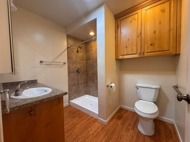 Building Photo - 1213 S Palo Verde Ave