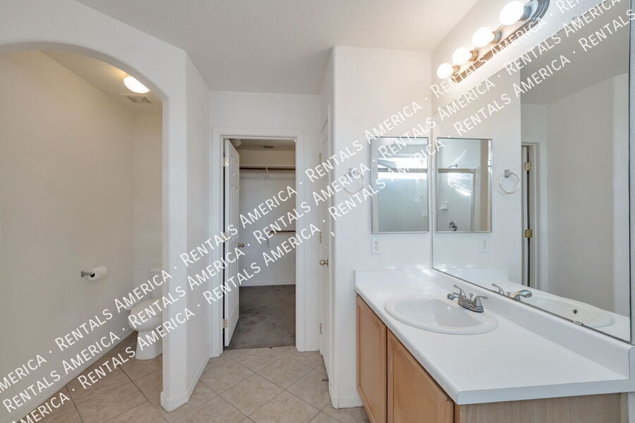 Building Photo - 14902 S Placita Tierra Montanosa