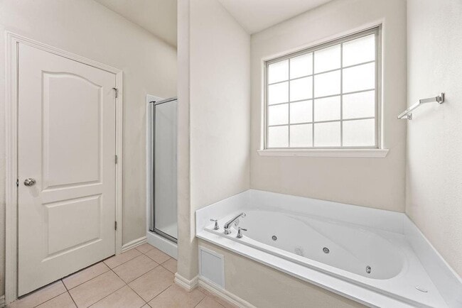 Building Photo - 4300 SW Brownstone Ave