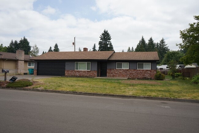 Building Photo - 5809 NE 91st Ave