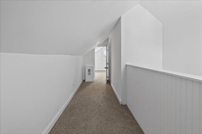 Building Photo - 218 S Walcott St