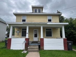 Building Photo - 312 W Arnold St