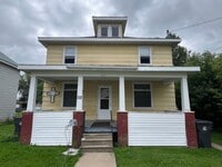 Building Photo - 312 W Arnold St