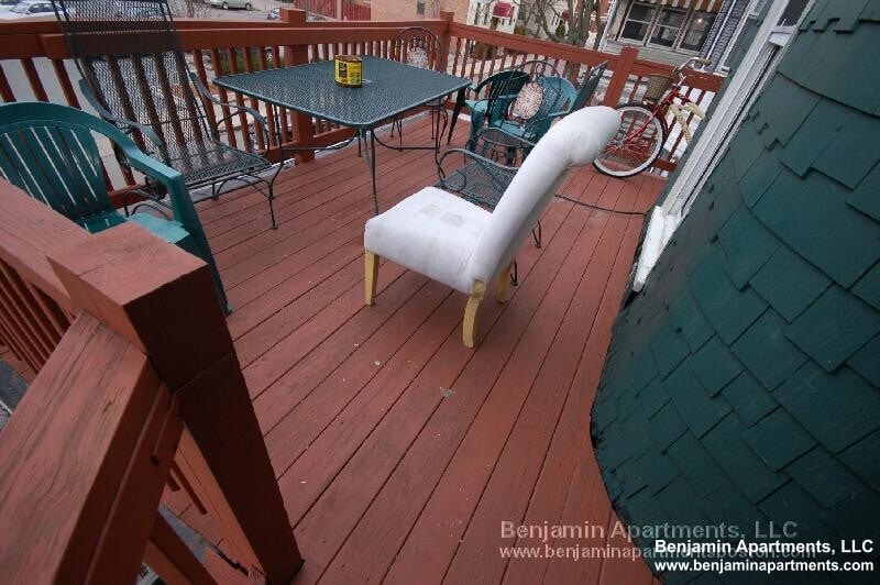 Building Photo - 42 Brainerd Rd