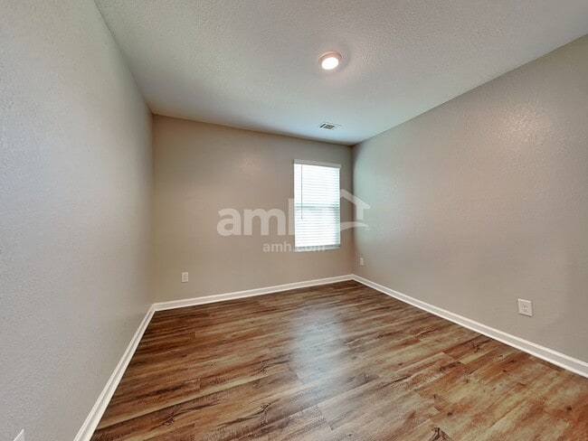 Building Photo - 116 Al Jennah Blvd