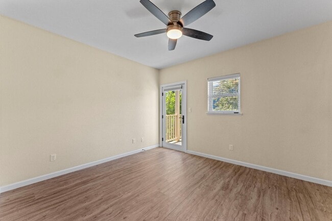 Building Photo - 510 15th St