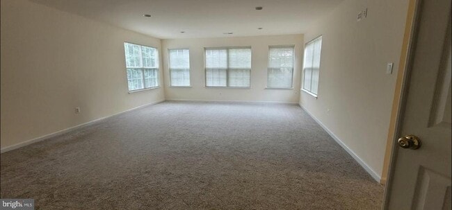 Building Photo - 9492 Bankhead Dr