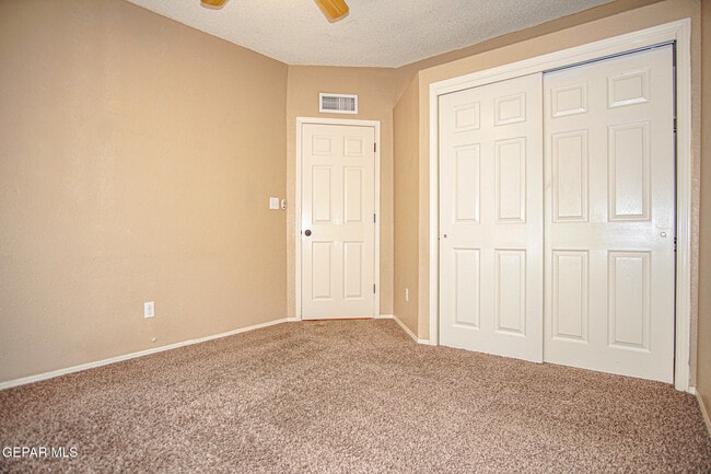 Building Photo - 1316 Desierto Azul Dr
