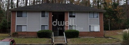 Building Photo - 3510 Woodlake Rd