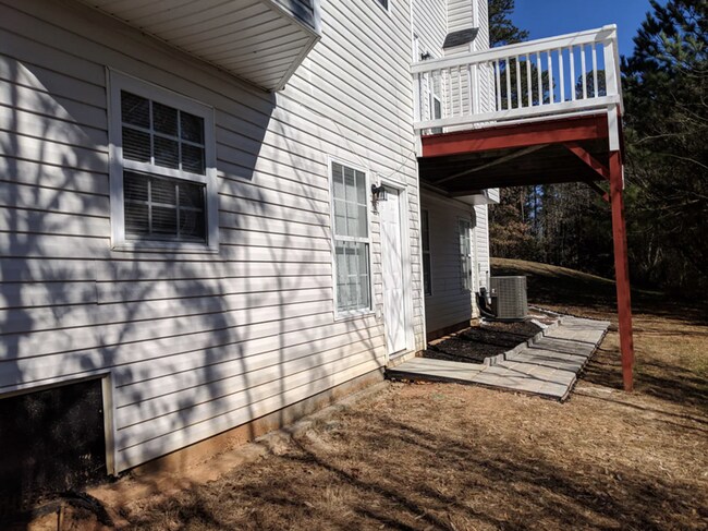 Building Photo - 2752 Mamie Ln