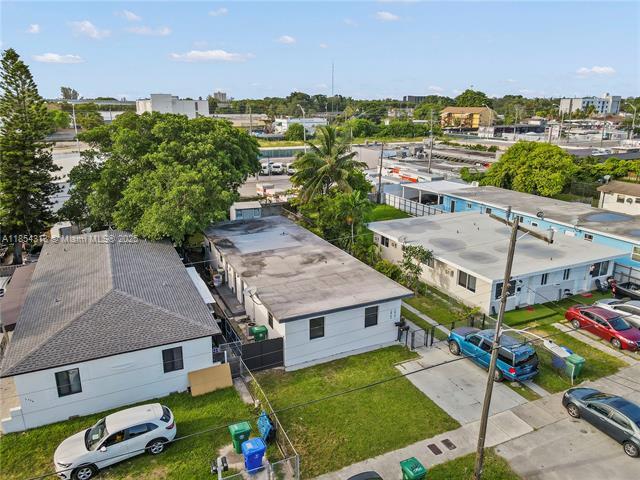 Building Photo - 2465 NW 35th St