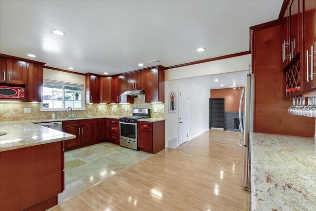 Building Photo - Beautifully Updated Single Family Home with Sparkling Pool