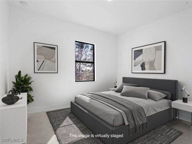 Building Photo - 2109 NW 17th Pl