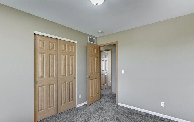 Building Photo - 15304 Bondesson St