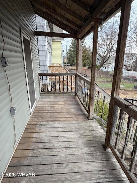 Building Photo - 345 Hastings St