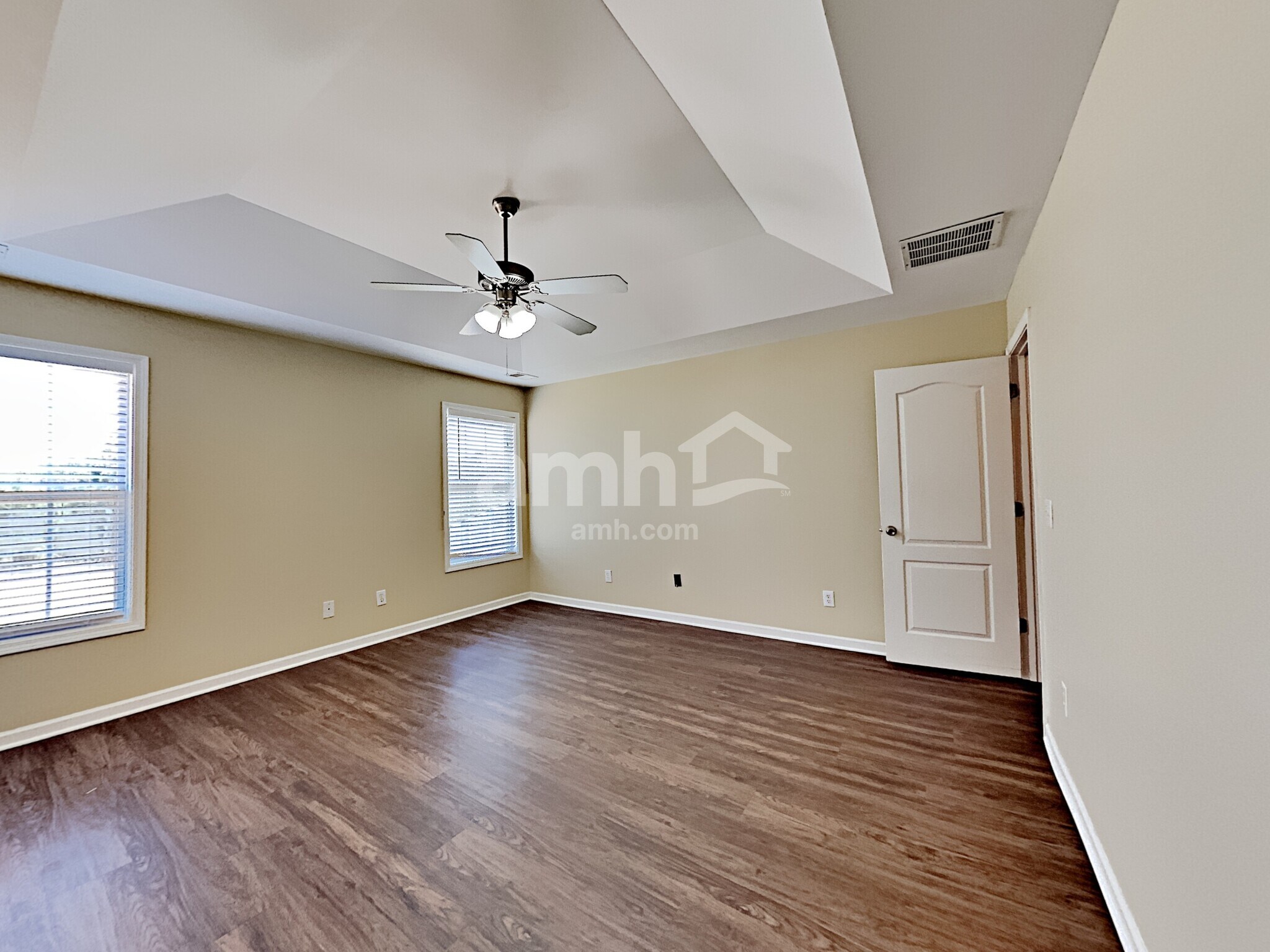 Building Photo - 6078 Lancelot Ln